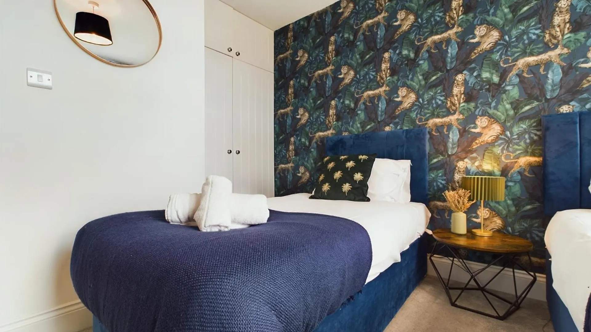 Apartment Peaceful Seafront Stay Stylish 2 Bed, Sleeps 6 Brighton United Kingdom