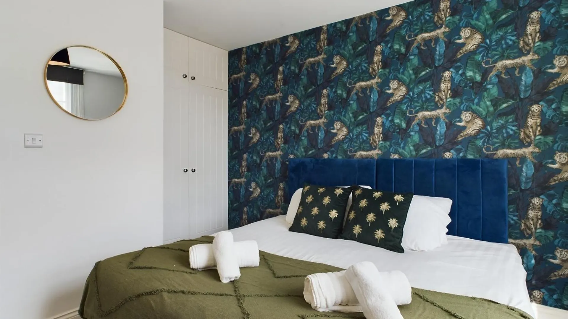 Apartment Peaceful Seafront Stay Stylish 2 Bed, Sleeps 6 Brighton United Kingdom