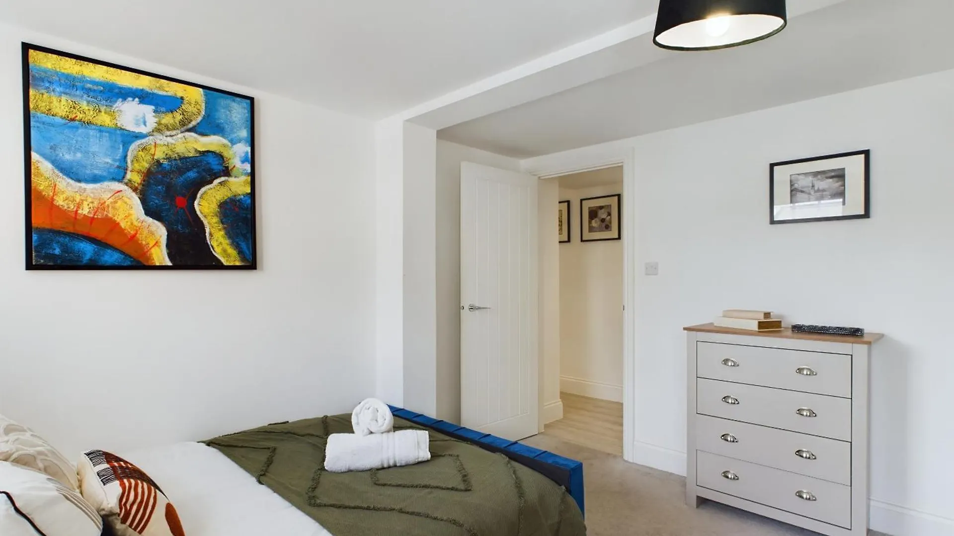 Apartment Peaceful Seafront Stay Stylish 2 Bed, Sleeps 6 Brighton